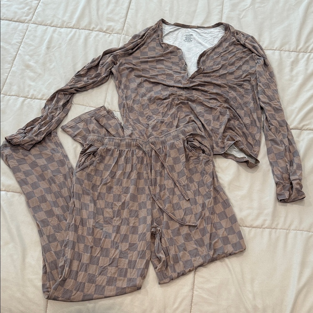 Forever French Bamboo Brown Checkered Loungewear Pajama Set - L